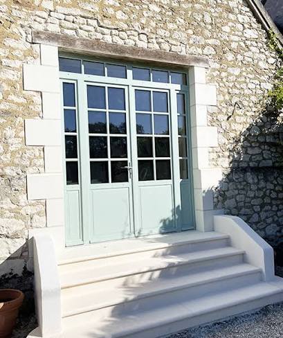 Porte-fenêtre à petits bois sur bâti ancien — Menuiserie extérieure, Île-de-France